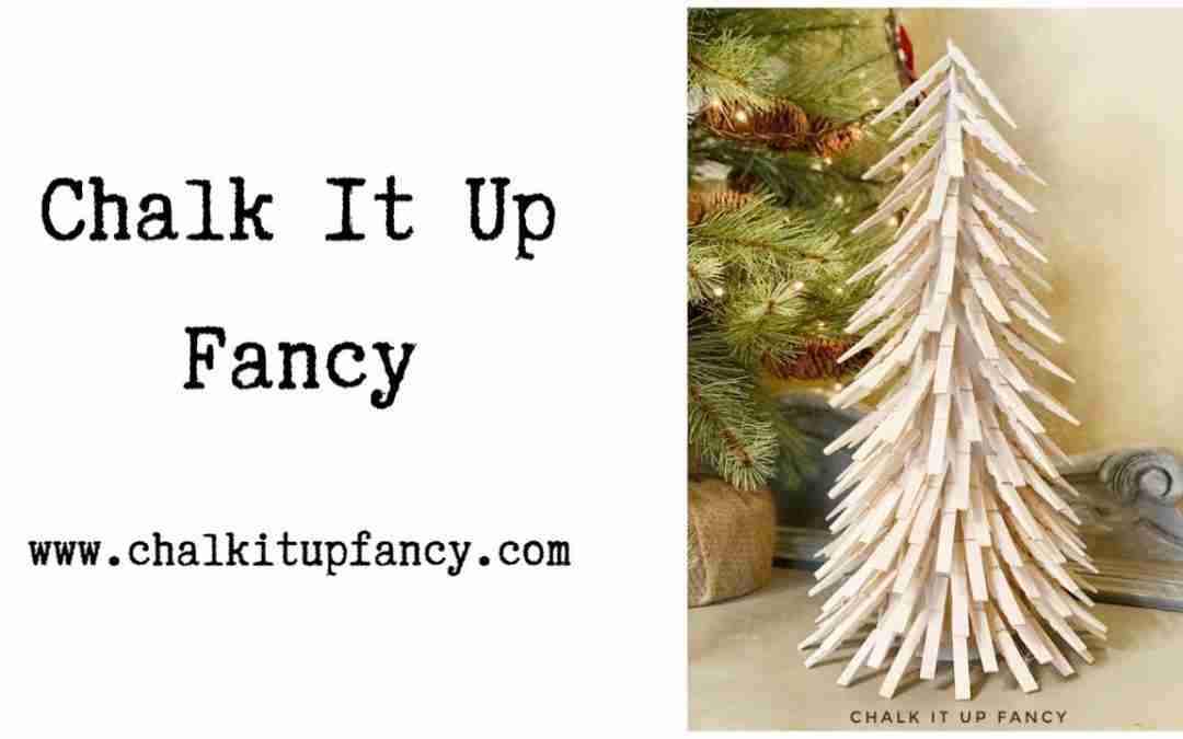 DIY Farmhouse Clothespin Christmas Tree