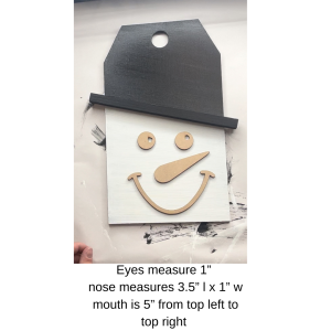 Snowman Face Cutout Unfinished (tag not included Face only)